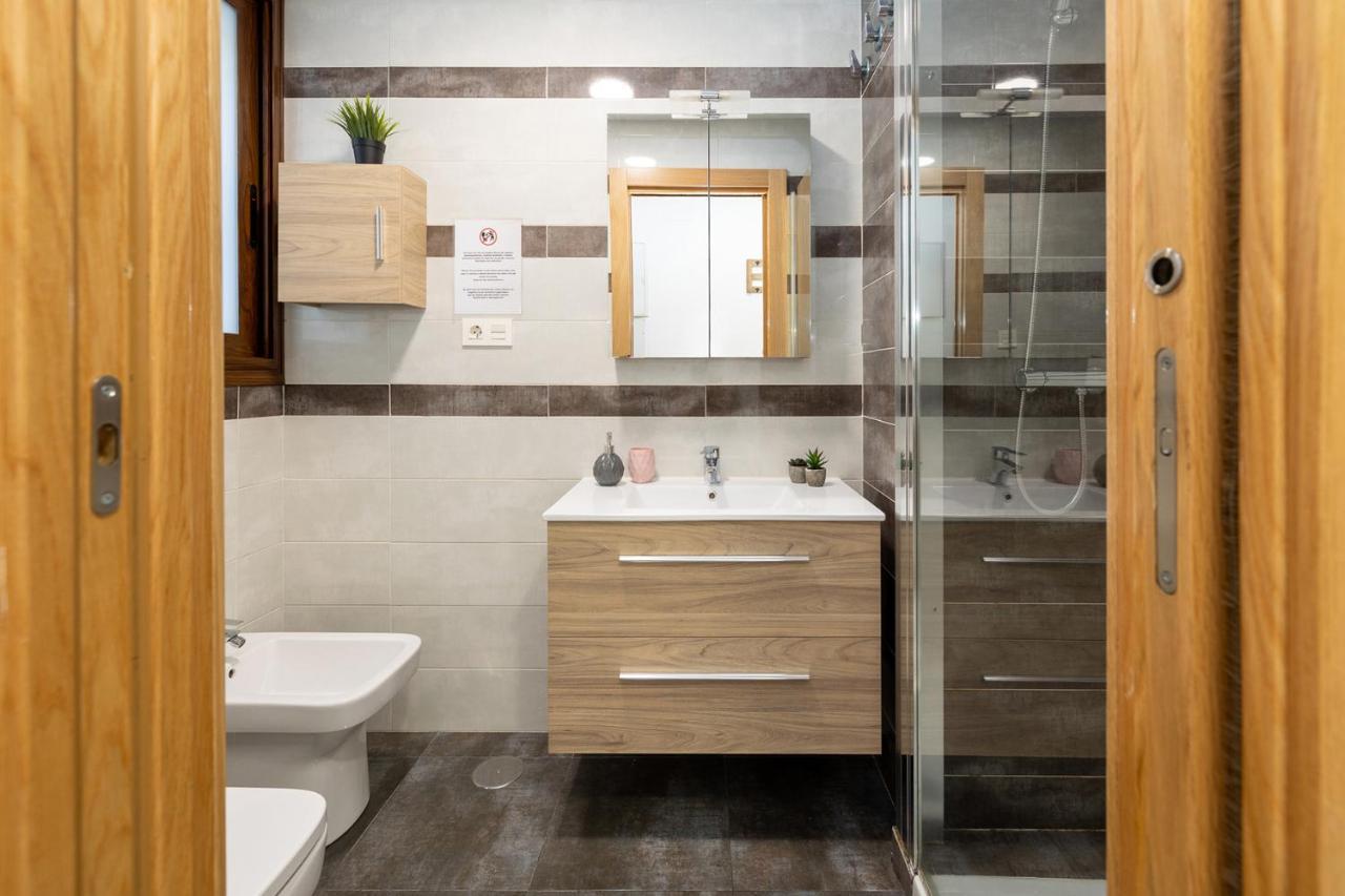 3 Bedroom Elegant & Cozy City Centre グラナダ エクステリア 写真