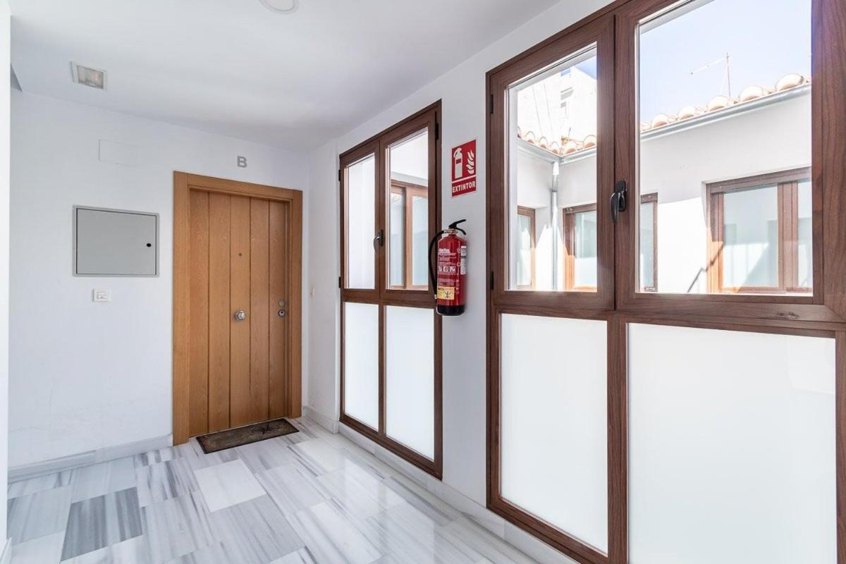 3 Bedroom Elegant & Cozy City Centre グラナダ エクステリア 写真