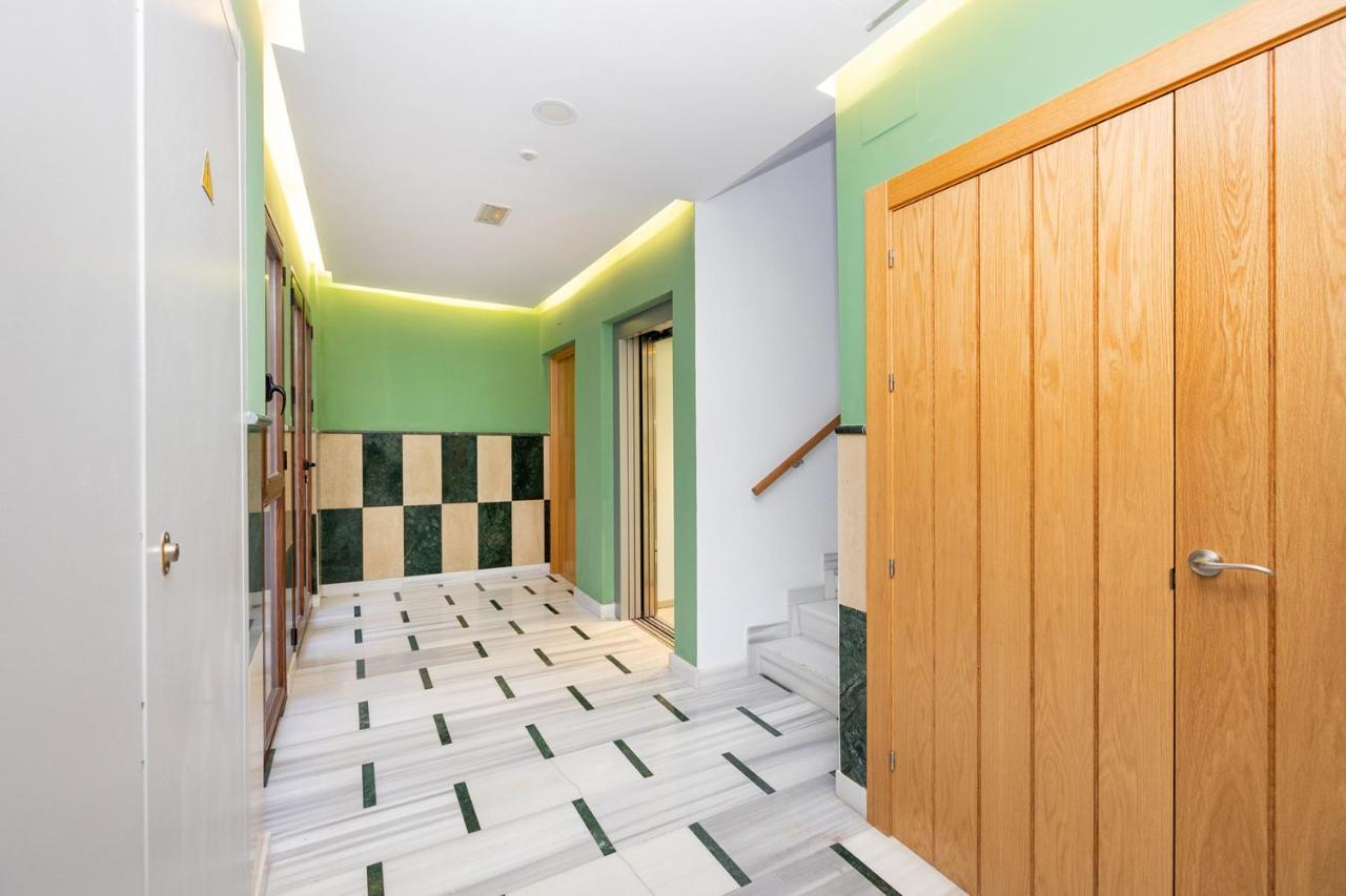3 Bedroom Elegant & Cozy City Centre グラナダ エクステリア 写真